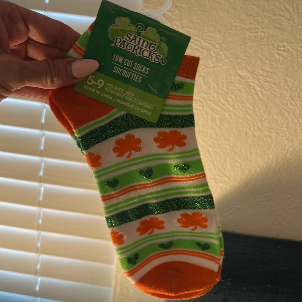 NWT St. Patty’s socks
